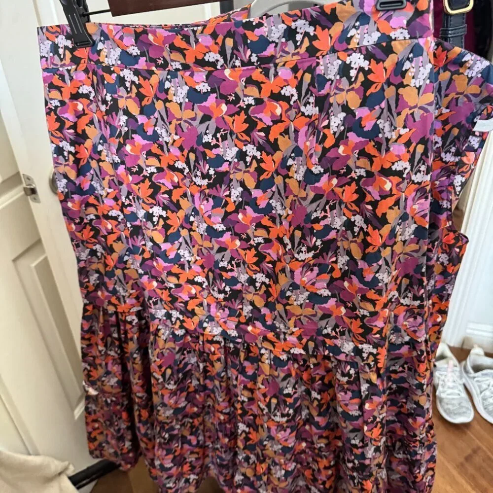 SET: Antonio Melani Floral Sleeveless Button-Down Top & Tiered Midi Skirt
